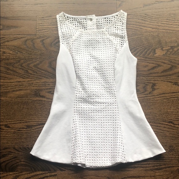 NWOT GUESS Peplum White Top - Picture 1 of 6